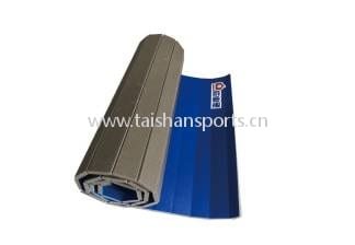 Tapis de piste enroulable